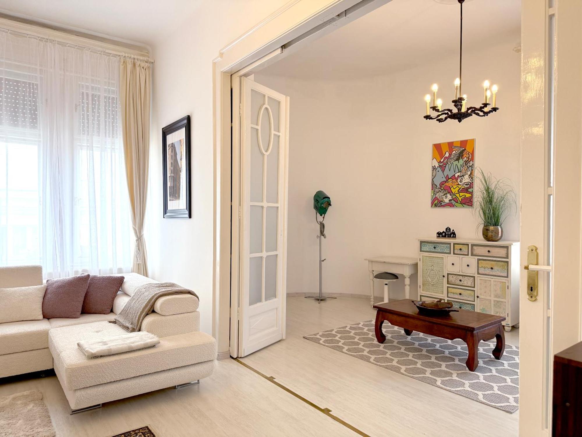 Elegant 125M2 Apartment In Center Of Budapest Exterior photo