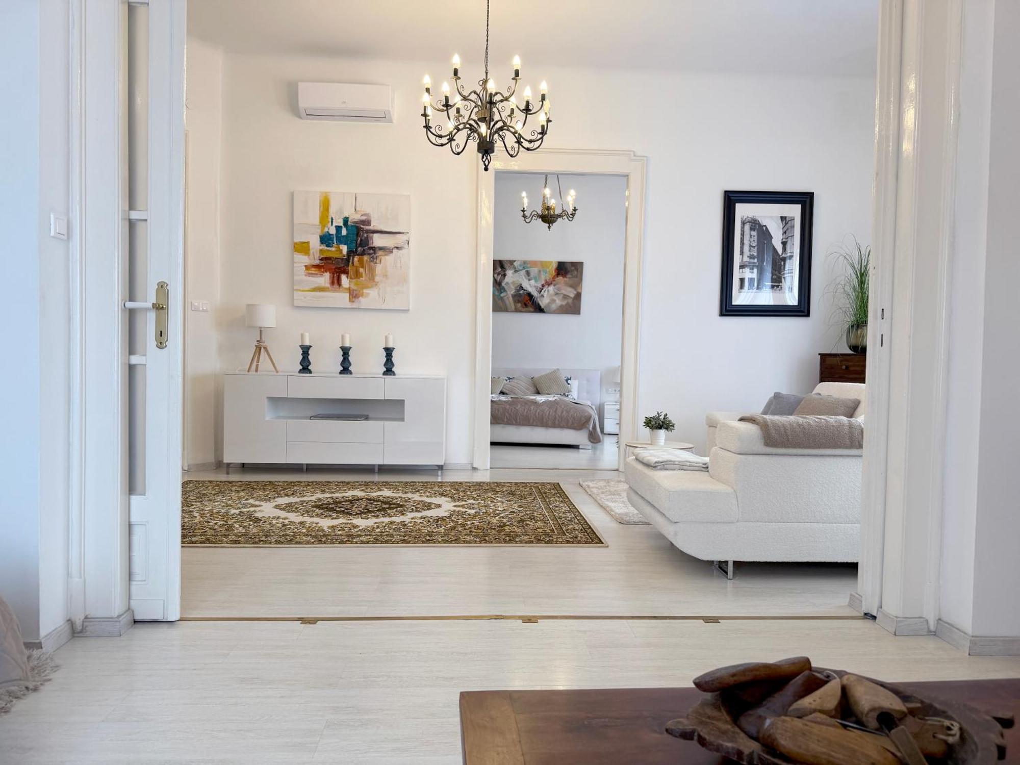 Elegant 125M2 Apartment In Center Of Budapest Exterior photo